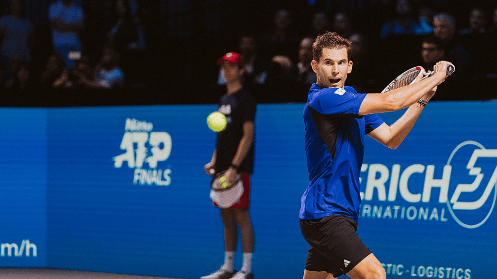 Thiem Backhand